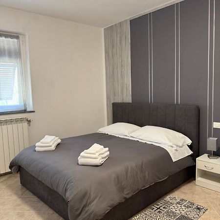 Serravalle Shop&Stay แซร์ราวัลเล สกรีเวีย ภายนอก รูปภาพ