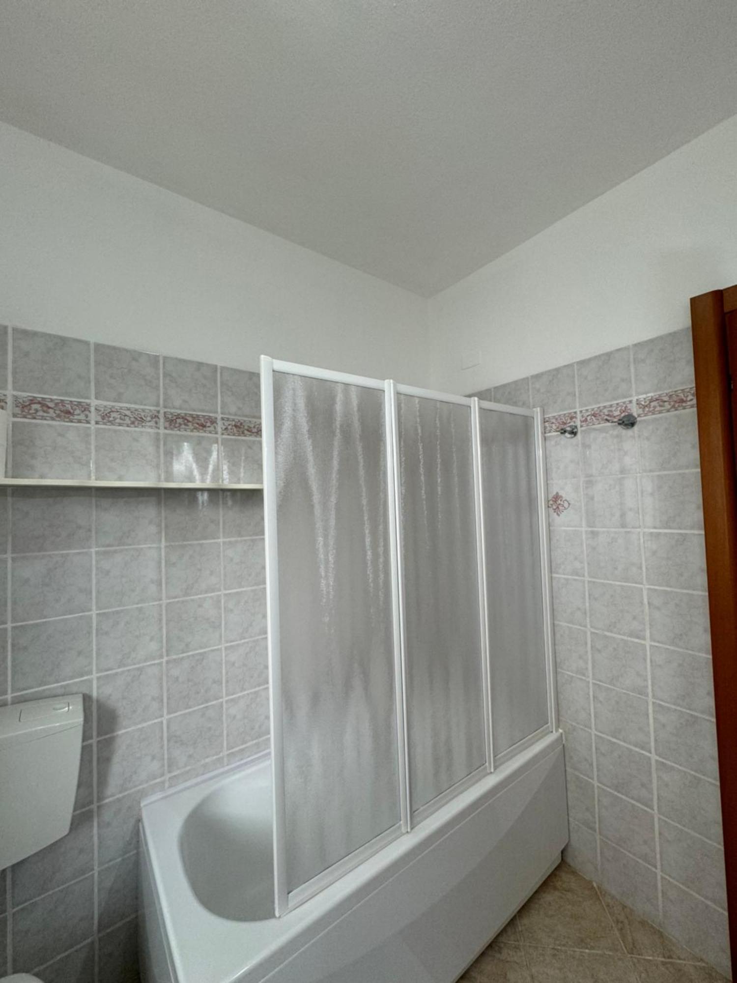 Serravalle Shop&Stay แซร์ราวัลเล สกรีเวีย ภายนอก รูปภาพ